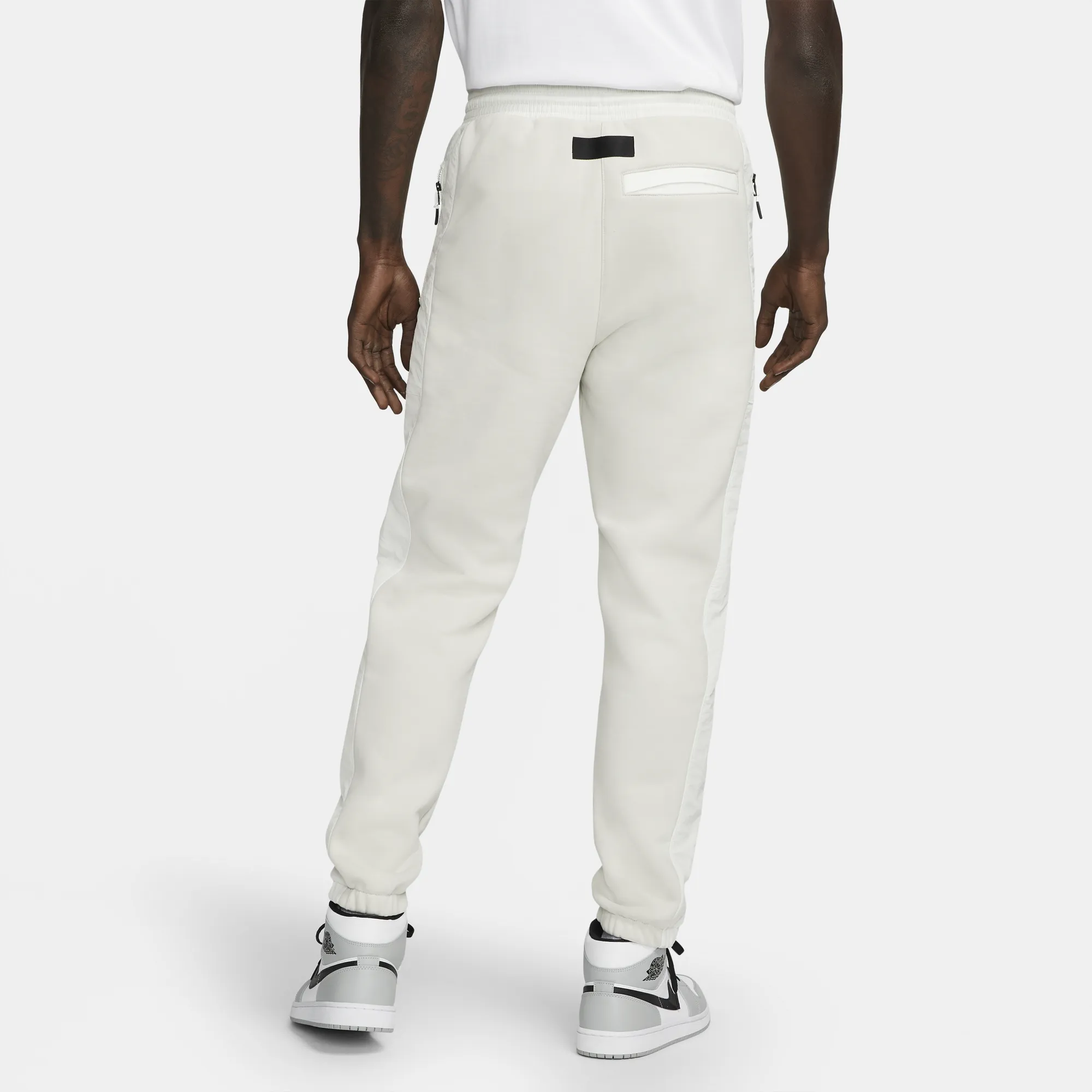 Air Jordan Mens 23 Engineered Fleece Pants 'Light Bone'
