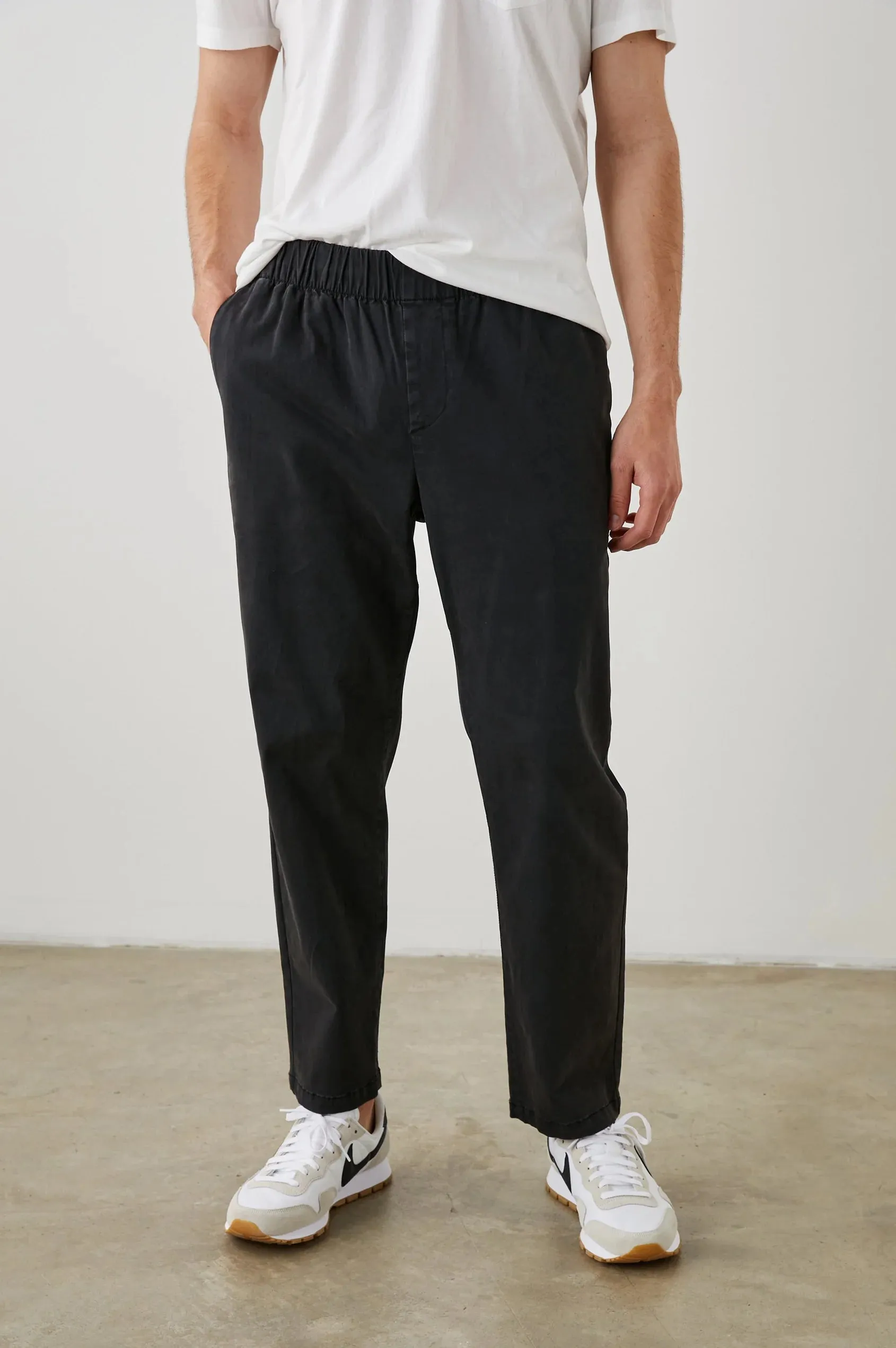 Julian Pants Washed Black