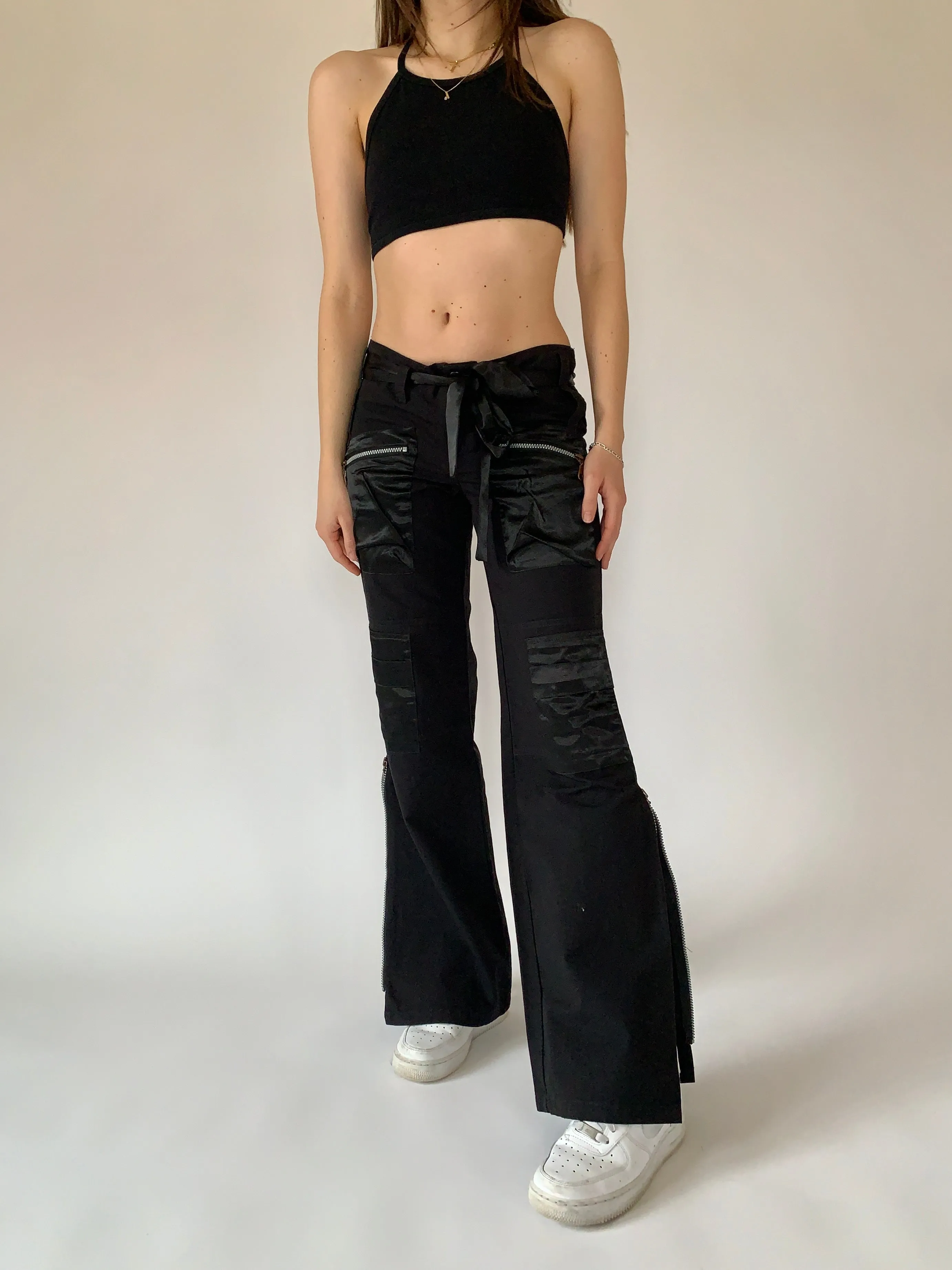 L.E.I. Cargos