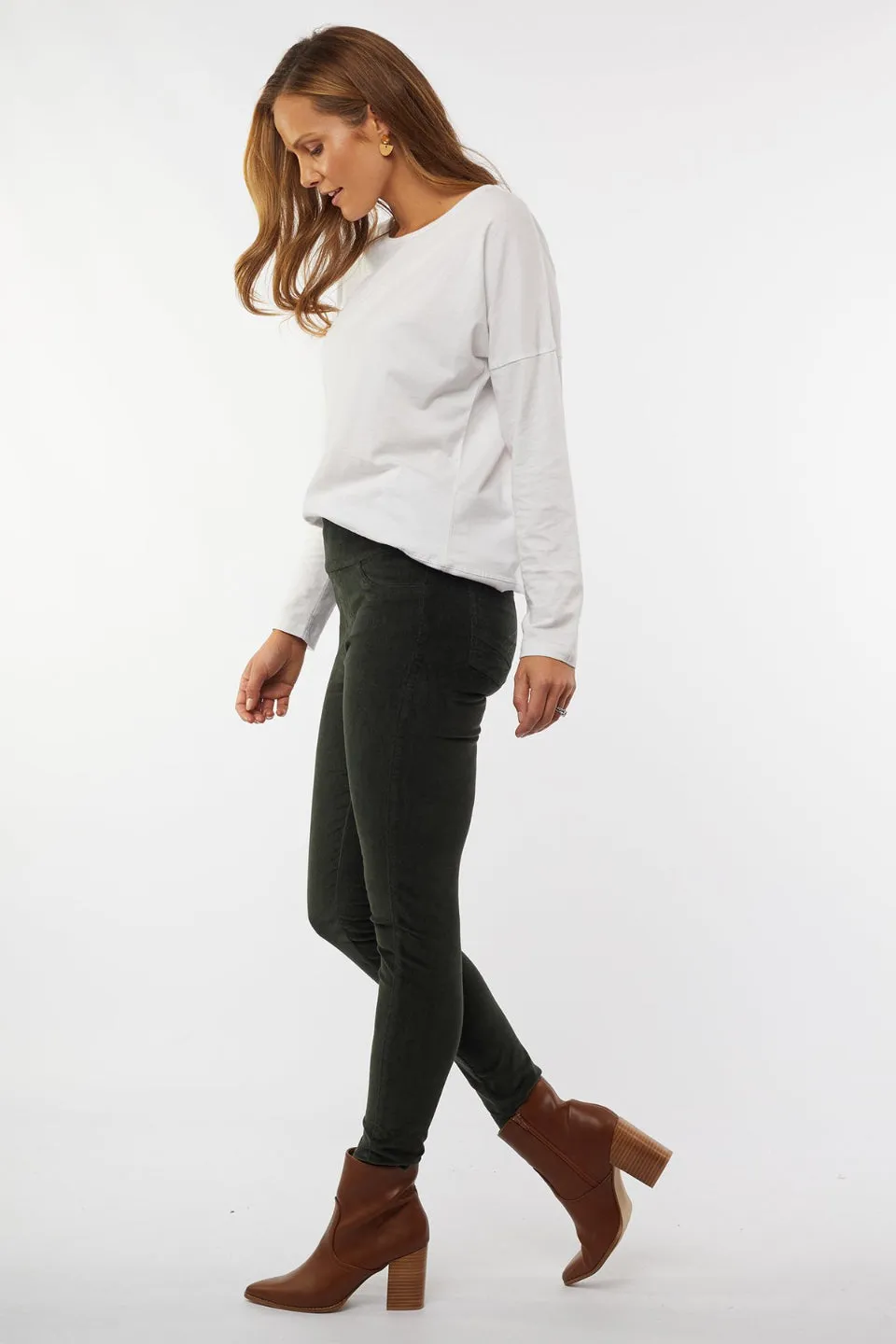 Leila Black Cord Skinny Pant