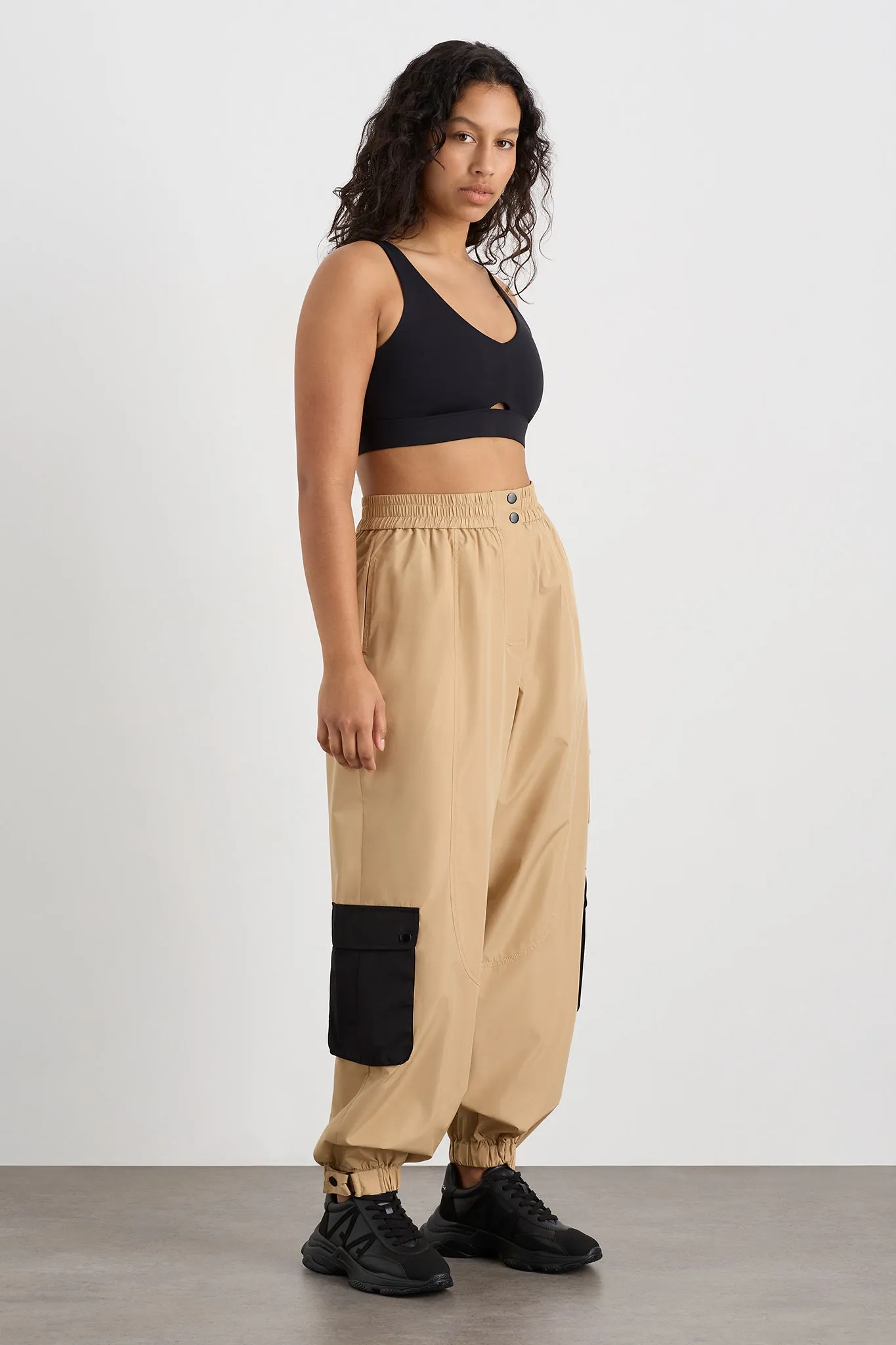 Parachute Pants 511