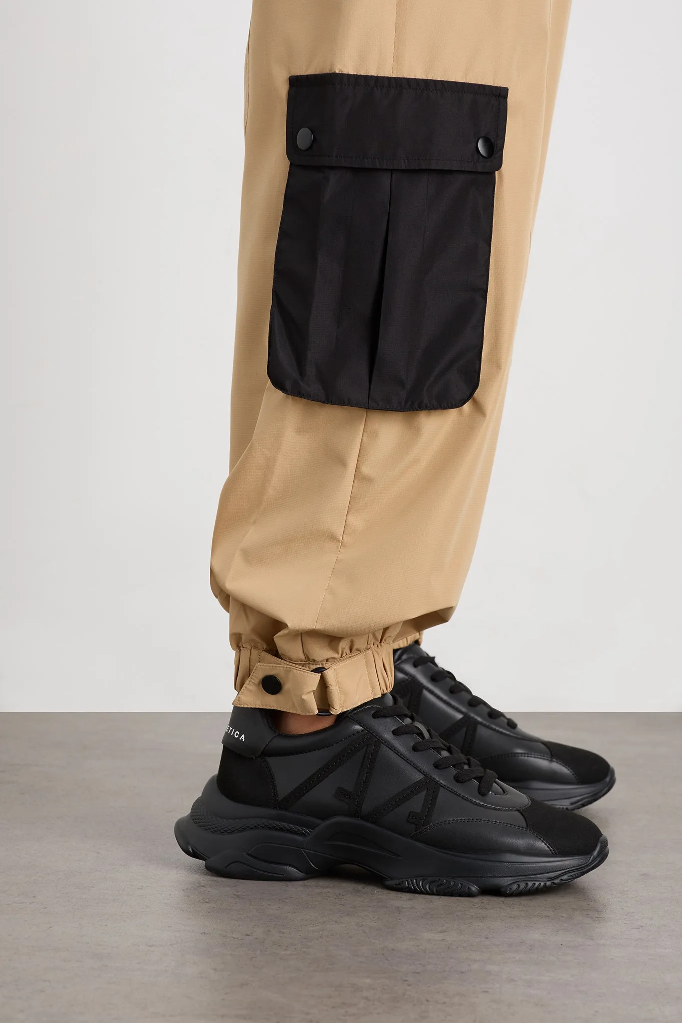 Parachute Pants 511