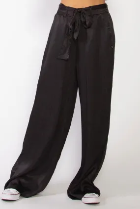 Places Silky Campagne Black Wide Leg Pant